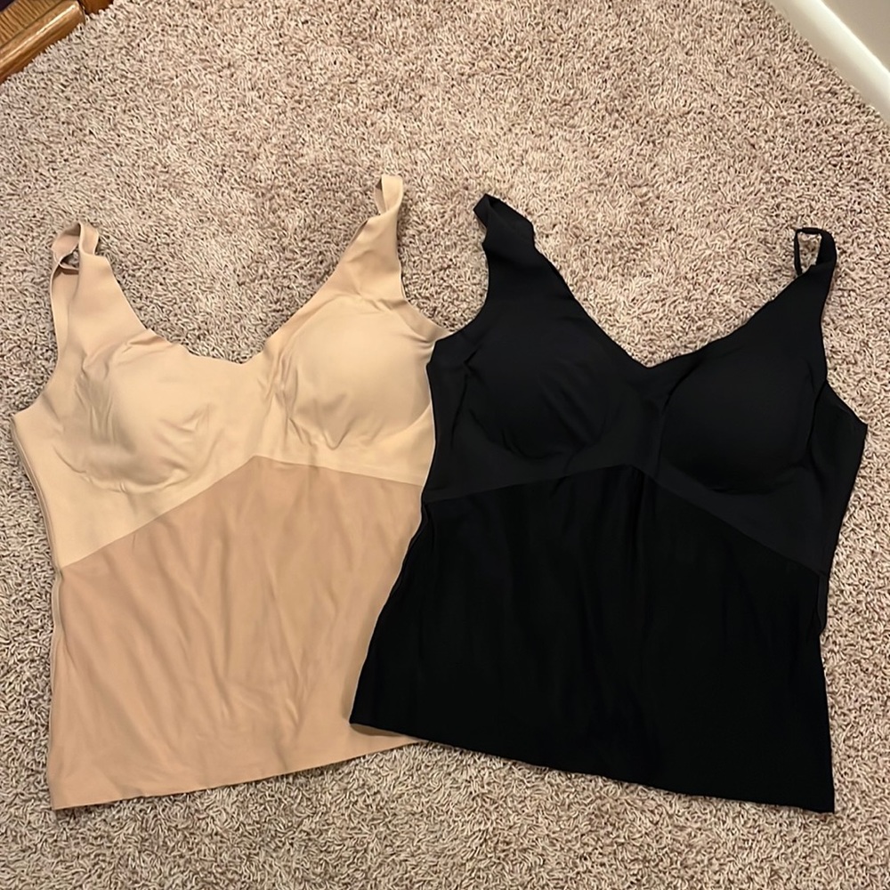 Honeylove tank, built-in bra